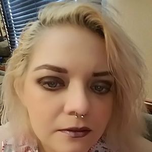 Meet your Posher, Ramona